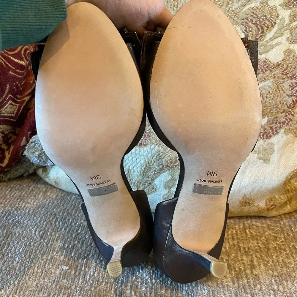 Badgley Mischka Bow Heels - Picture 4 of 8